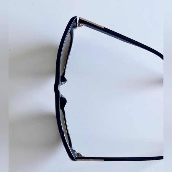 TOM FORD Lindsay Black Polarized Square Sunglasses - Picture 13 of 16